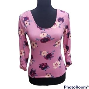 Pink floral strappy back cropped fitted shirt